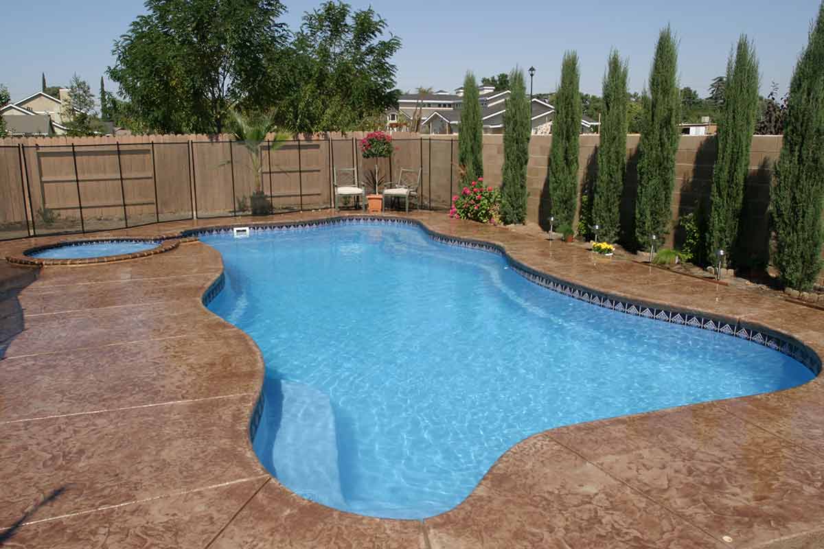 Cambridge-fiberglass-pool-2
