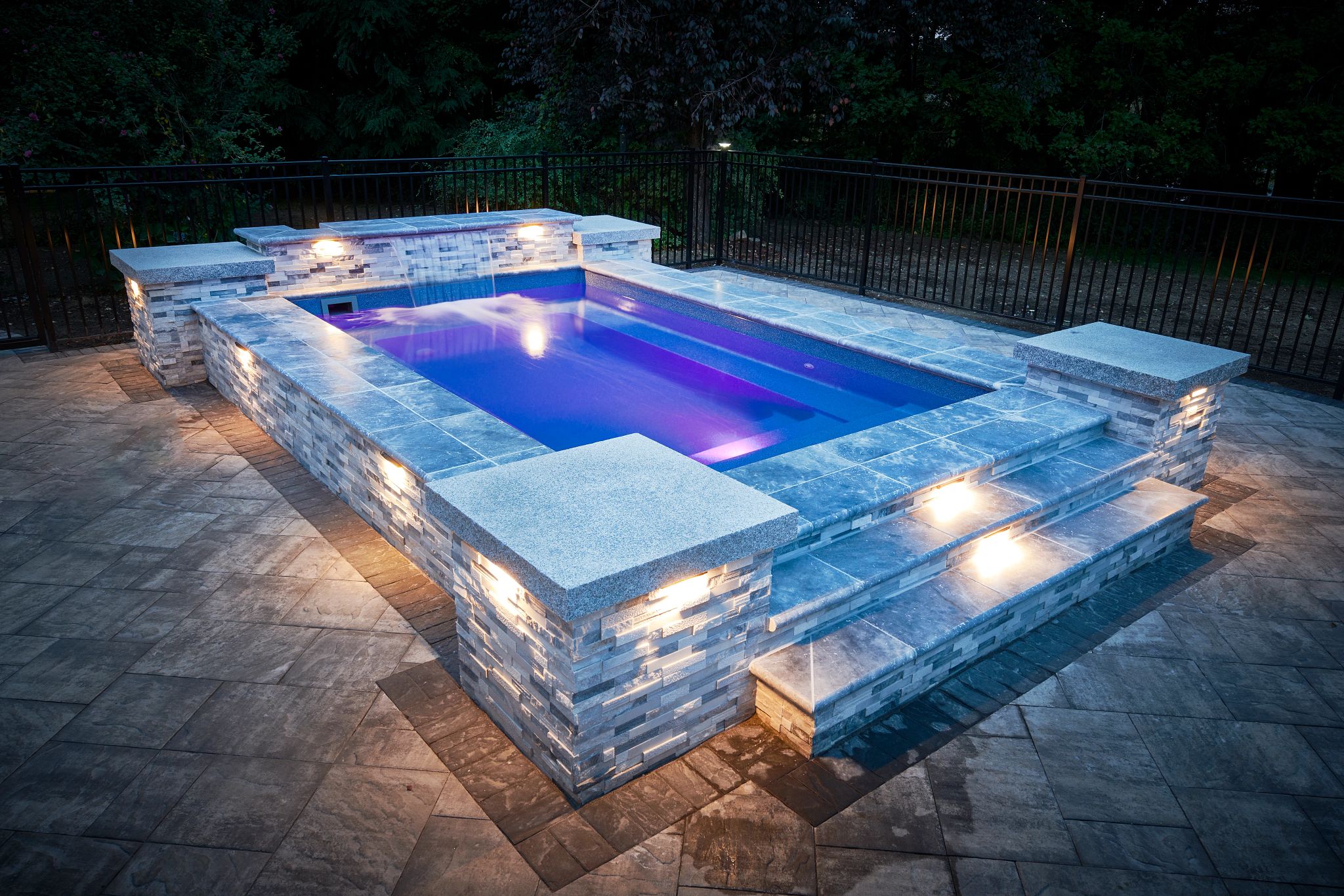 milan-sapphire-blue-fiberglass-raised-deck